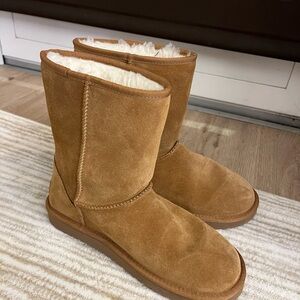 Koolaburra Tan Suede Winter Boots